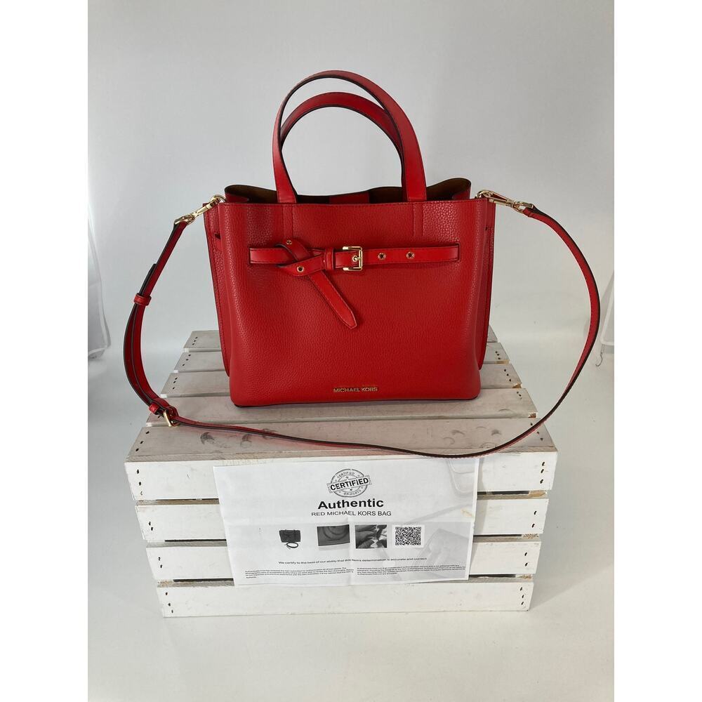 MICHAEL KORS LARGE RED PEBBLED LEATHER CROSSBODY BAG - Picture 2 of 15